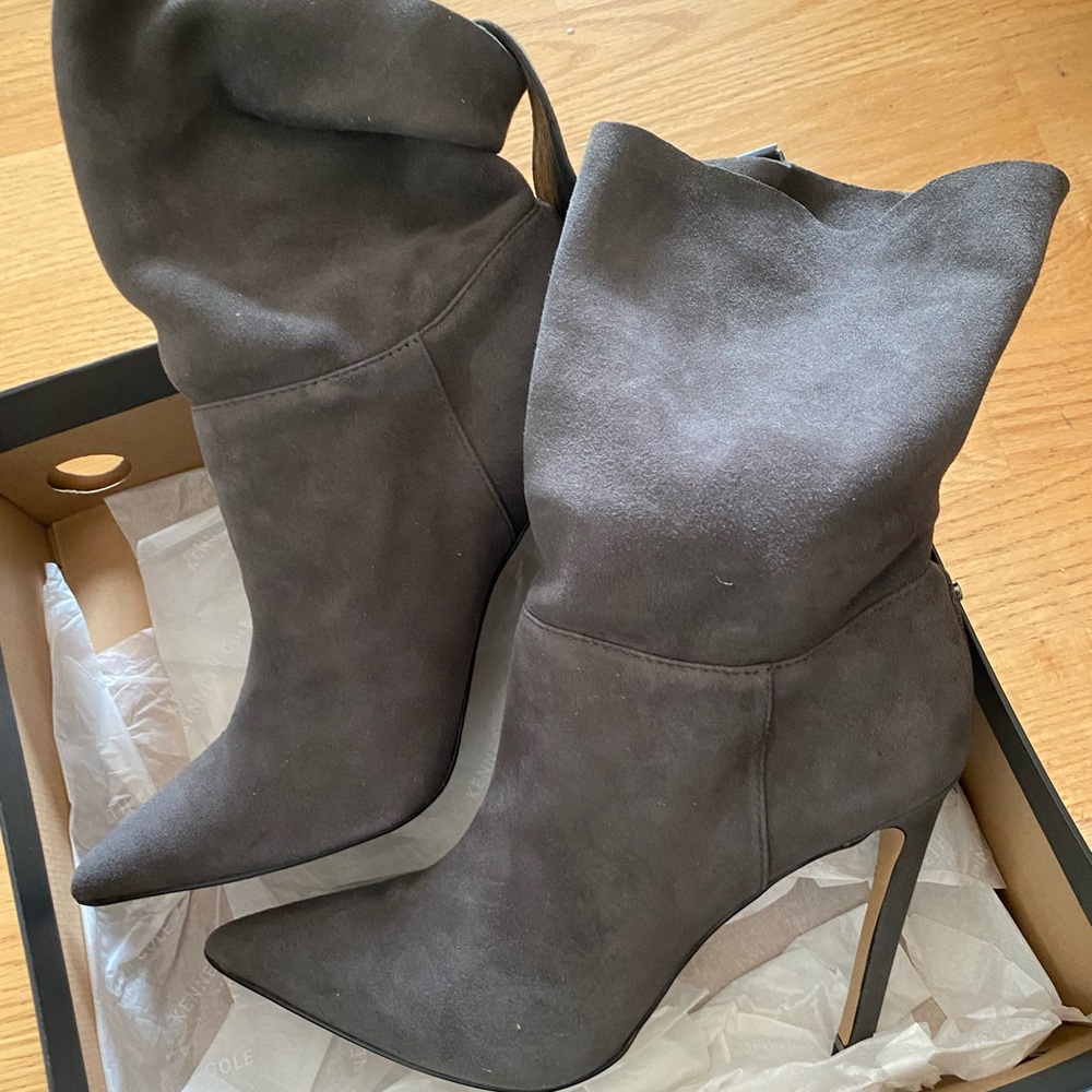 Slouch Booties. Worn once. Great condition.